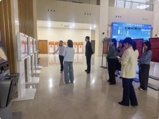 yb电竞app官方网站体育馆里加油声